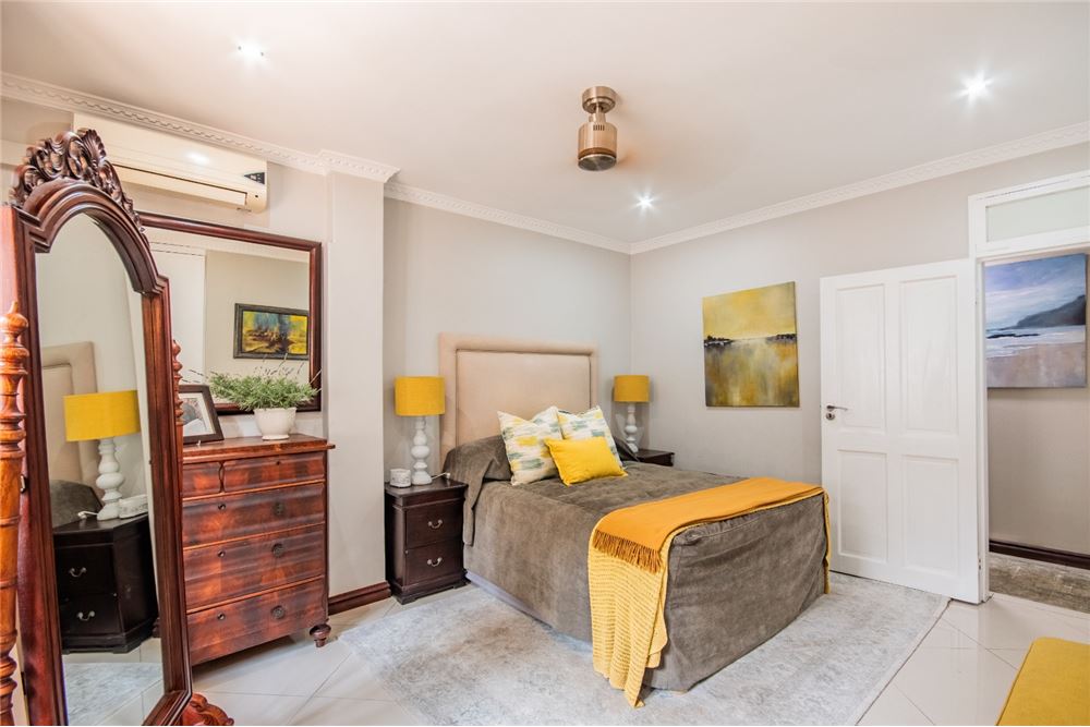 Residential - House - Cowies Hill, KwaZulu Natal - South Africa - 25 - 1031465101-121