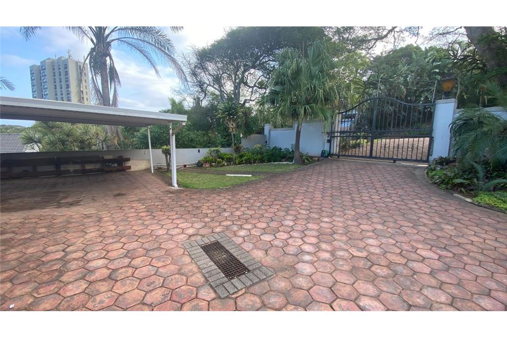 Residential - House - Umhlanga Rocks, KwaZulu Natal - South Africa - 70 - 1031465129-21