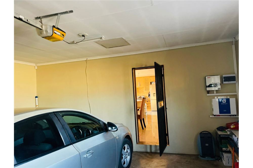 Residencial - Casa - Eersterust, Gauteng - South Africa - 14 - 1031414137-35