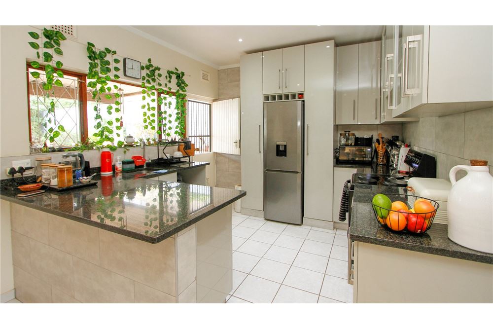 Residential - House - Glenashley, KwaZulu Natal - South Africa - 11 - 1031465029-138