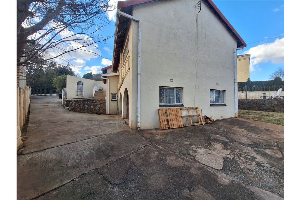 Residential - Αυτόνομη κατοικία - Kibler Park, Gauteng - South Africa - 5 - 1031421159-37