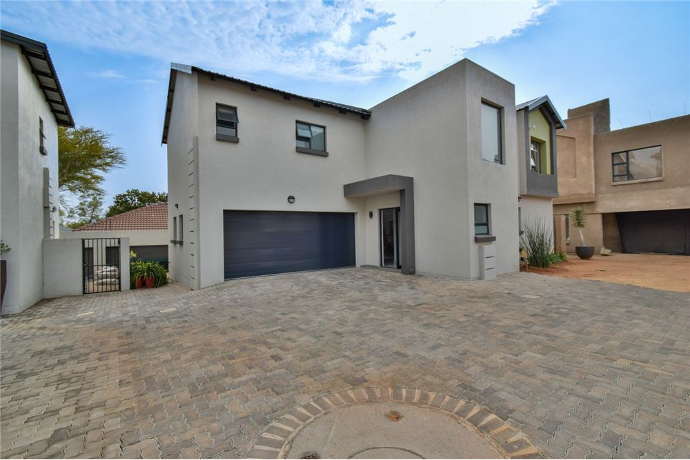 Residencial - Casa - Magalieskruin, Gauteng - South Africa - 5 - 1031414140-43