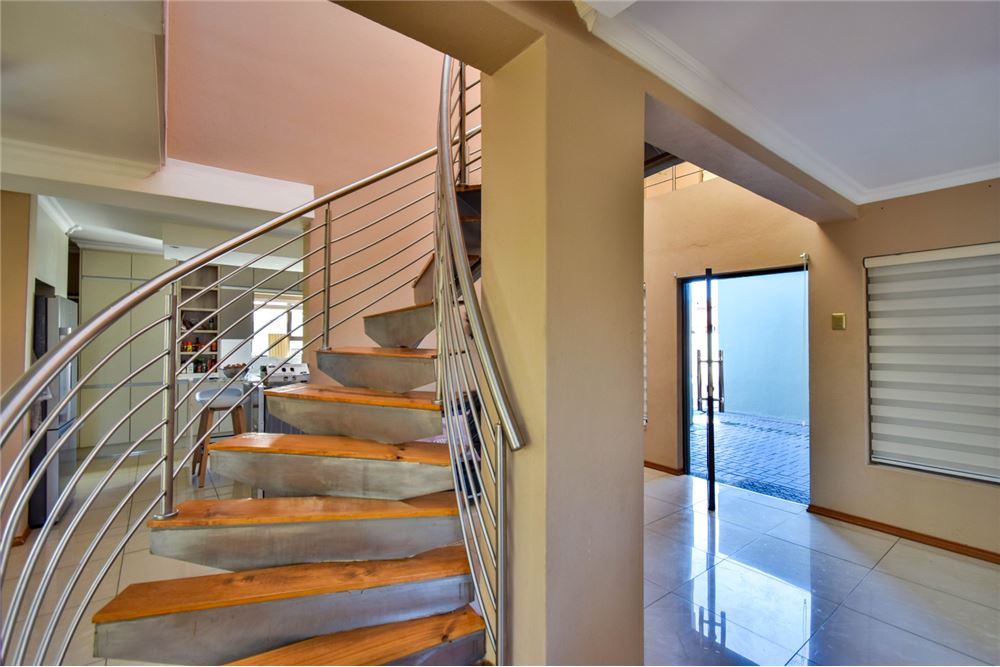 Residencial - Casa - Zambezi Manor Lifestyle Estate, Gauteng - South Africa - 12 - 1031414140-39