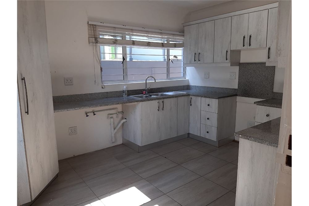 Residential - Townhouse - Durban North, KwaZulu Natal - South Africa - 4 - 1031465084-324