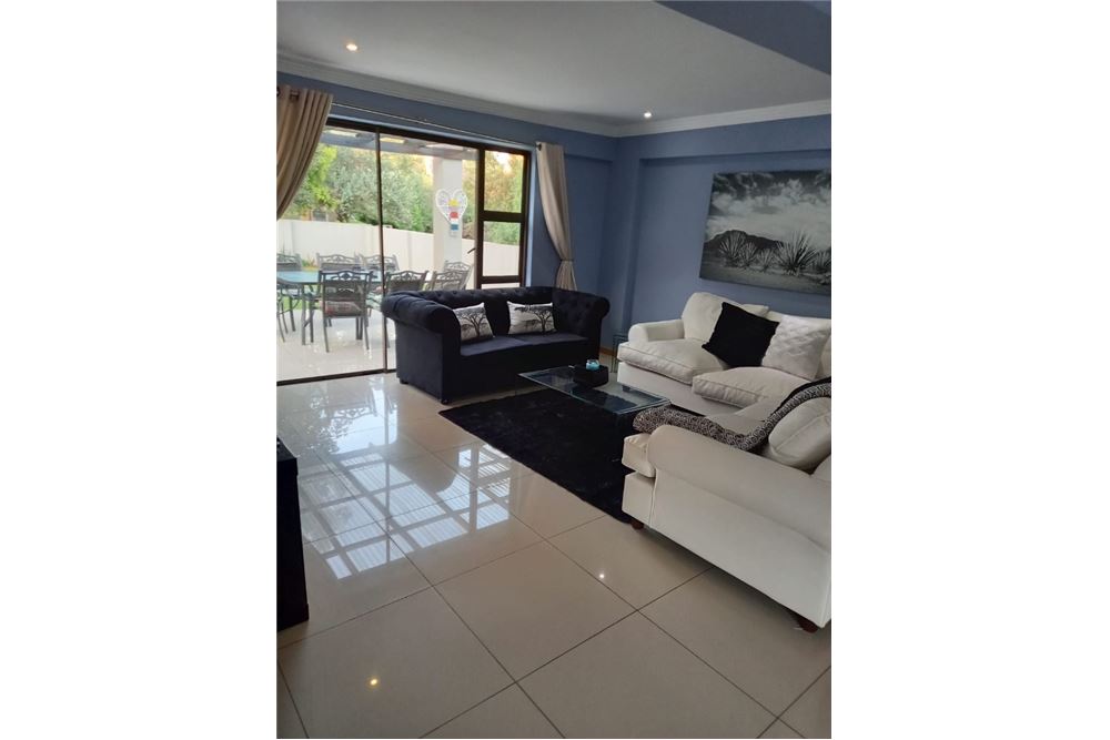 Residencial - Casa - Leloko Lifestyle and Eco Estate, North West - South Africa - 12 - 1031414112-30