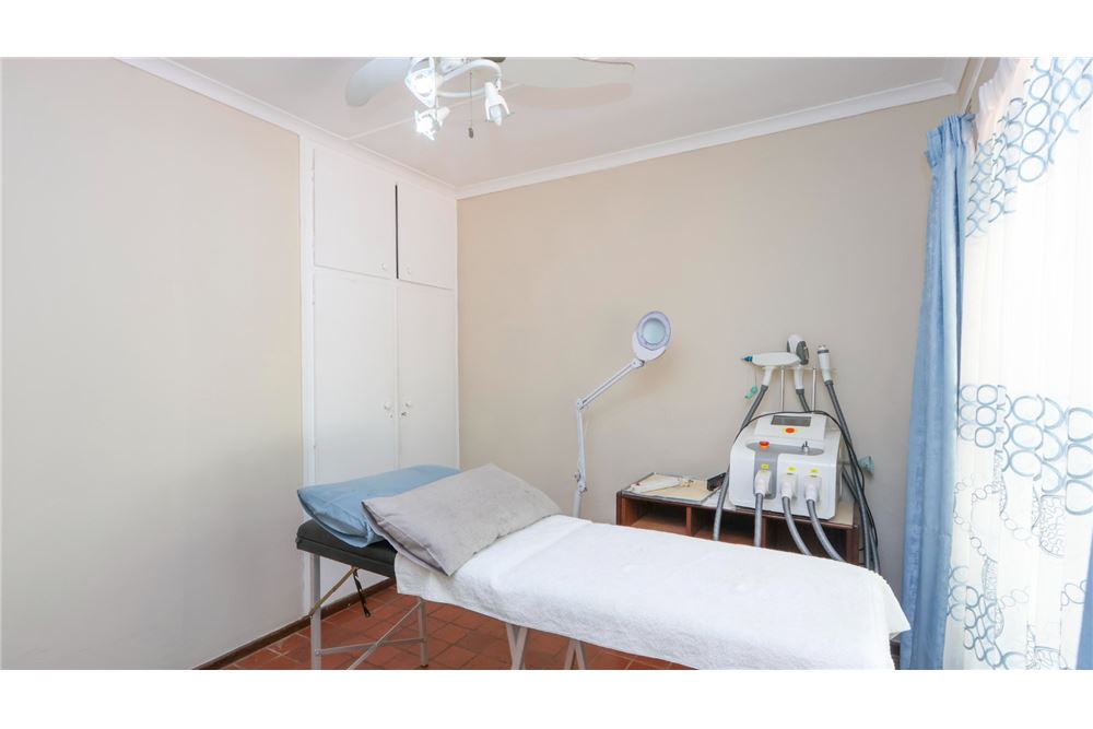 Residential - House - Glen hills, KwaZulu Natal - South Africa - 34 - 1031465018-53