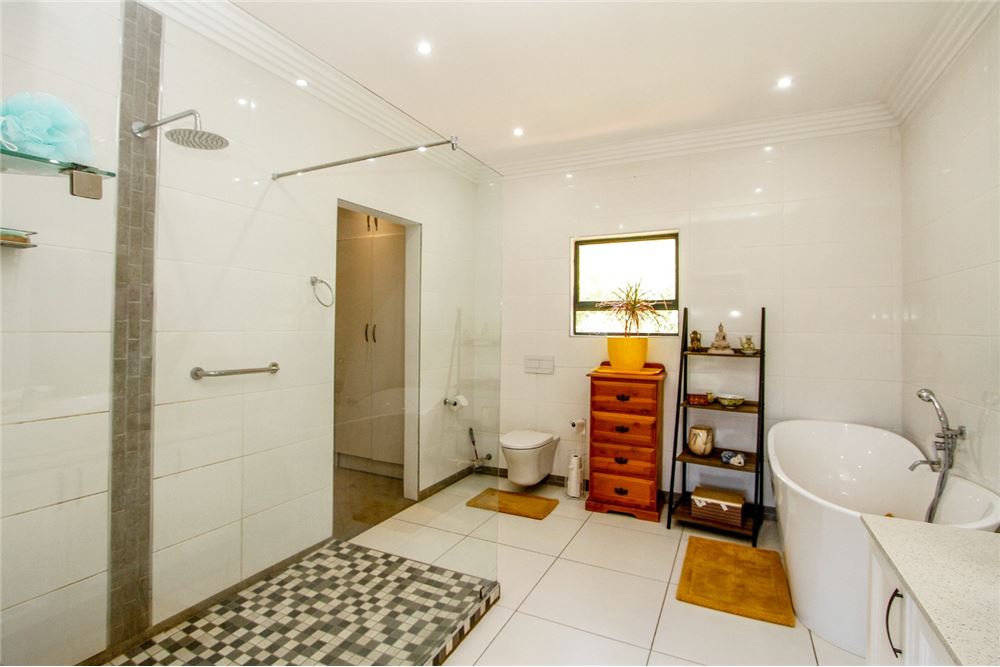 Dzīvojamais - Savrupmāja - La Lucia, KwaZulu Natal - South Africa - 50 - 1031465071-64