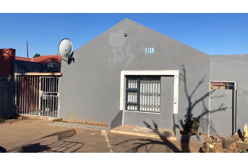 Residential - House - Elandspoort, Gauteng - South Africa - 22 - 1031414015-777