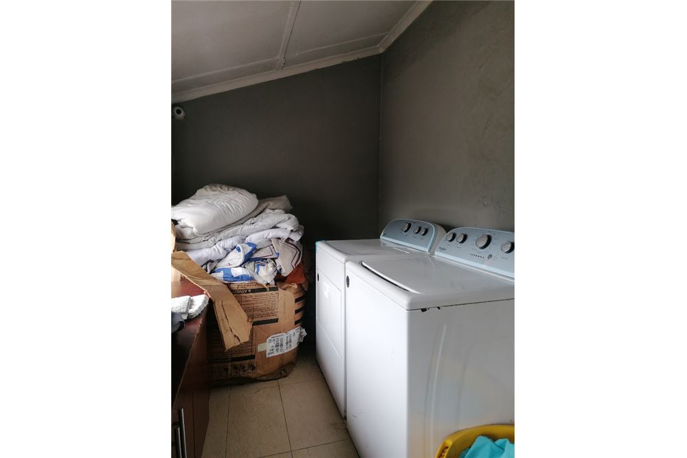 Commercieel - Gastenverblijf - Umbilo, KwaZulu Natal - South Africa - 23 - 1031389155-17