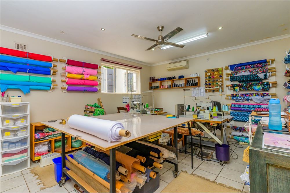 Residential - House - Glen Anil, KwaZulu Natal - South Africa - 23 - 1031465013-90