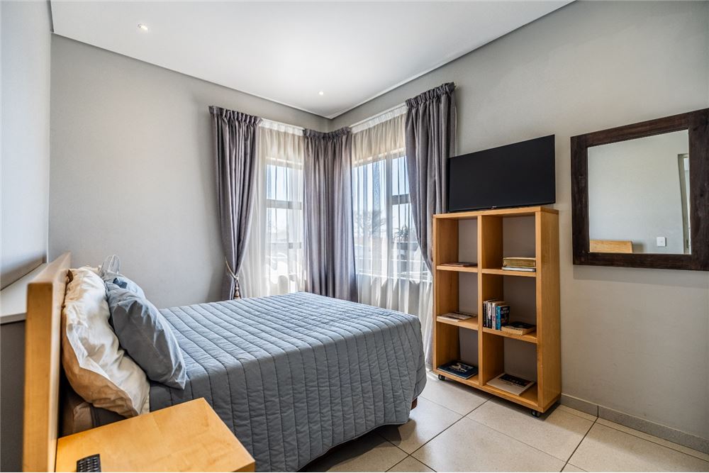 Residential - Отдельно стоящий дом - Midstream Ridge Estate, Gauteng - South Africa - 9 - 1031393069-126