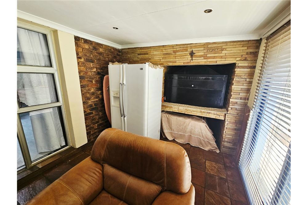 Residential - Αυτόνομη κατοικία - Rooihuiskraal, Gauteng - South Africa - 19 - 1031393046-415