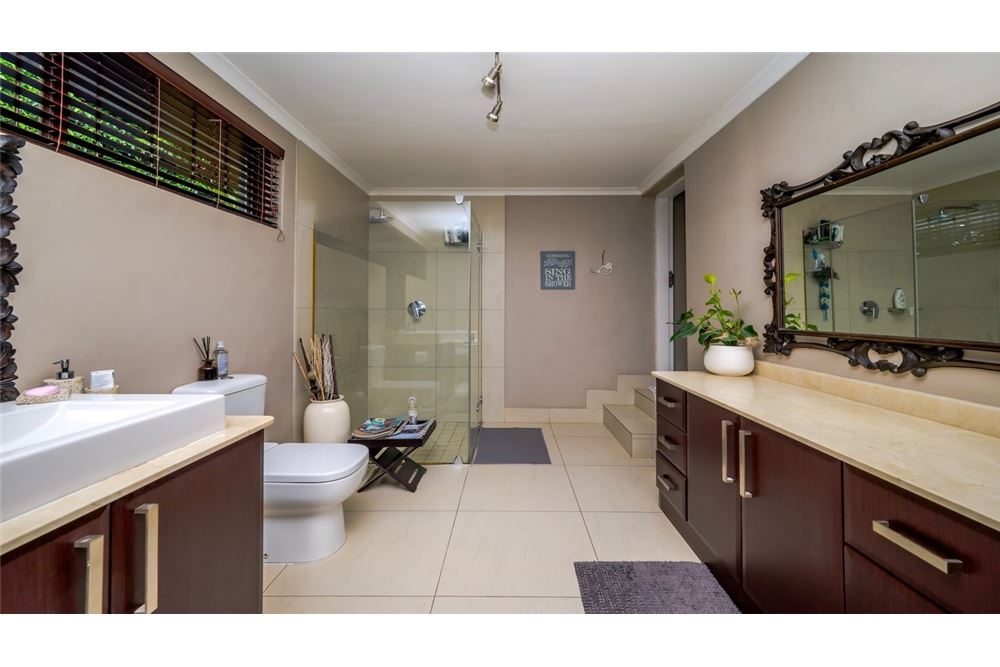 Residential - House - Durban North, KwaZulu Natal - South Africa - 26 - 1031465034-88