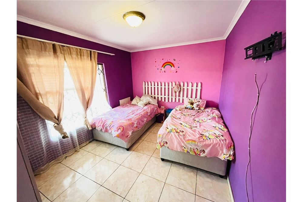 Residencial - Casa - Eersterust, Gauteng - South Africa - 22 - 1031414137-35