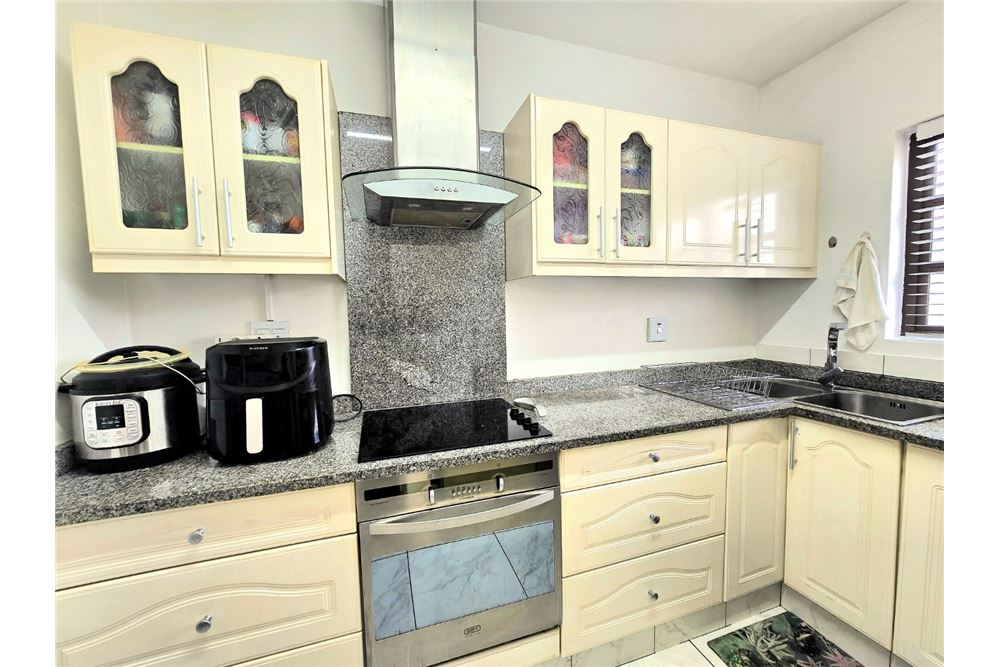 Residential - Townhouse - Umhlanga Rocks, KwaZulu Natal - South Africa - 11 - 1031465006-175