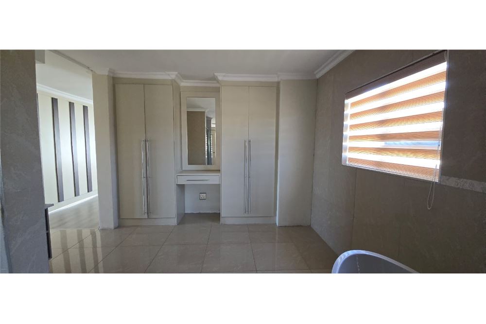 Residencial - Casa - Zambezi Manor Lifestyle Estate, Gauteng - South Africa - 21 - 1031414140-37