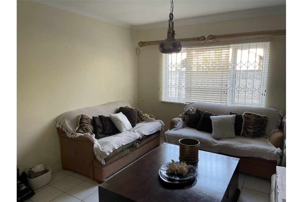 Residential - House - Umhlanga Rocks, KwaZulu Natal - South Africa - 8 - 1031465137-1