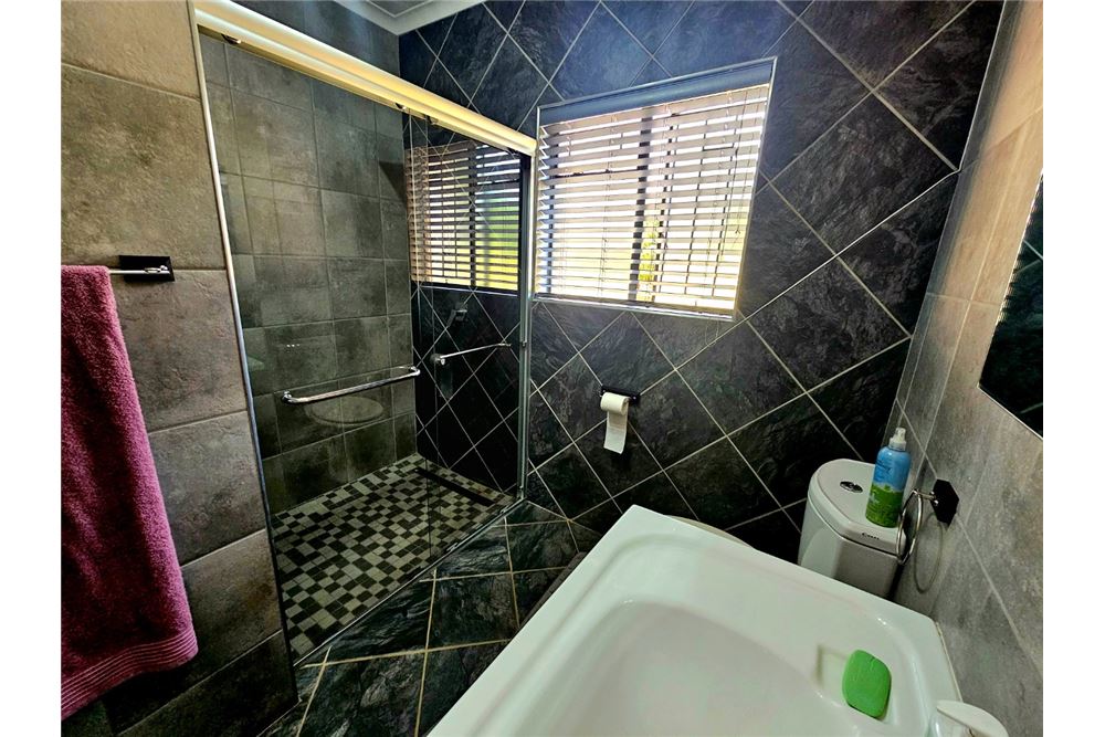 Residential - Αυτόνομη κατοικία - Rooihuiskraal, Gauteng - South Africa - 26 - 1031393046-415