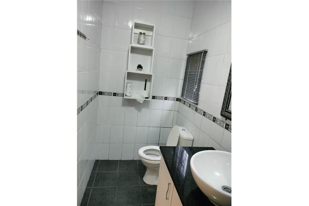 באזור מגורים - בית פרטי - Bombay Heights, KwaZulu Natal - South Africa - 27 - 1031436123-59