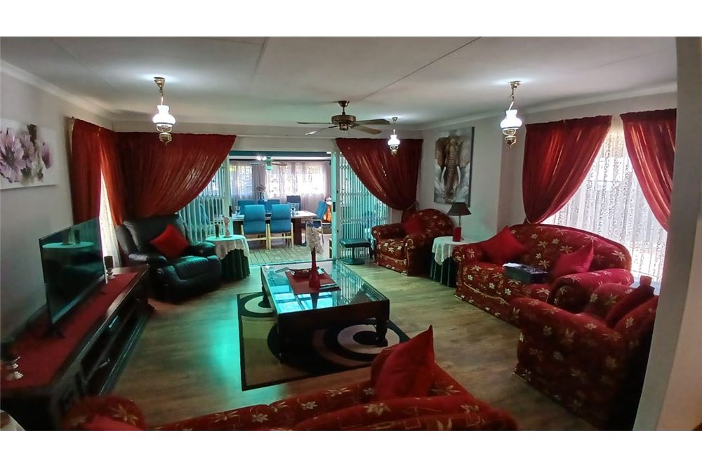 Residencial - Granja - Gerardsville, Gauteng - South Africa - 34 - 1031414116-90