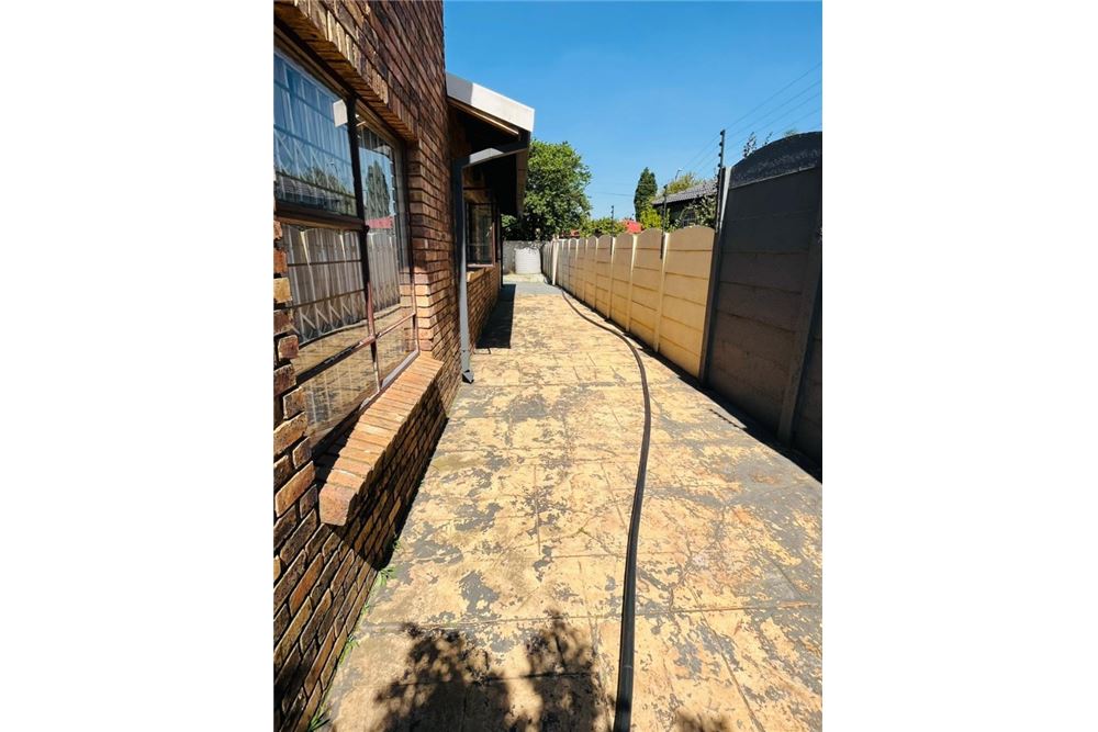 Residencial - Casa - Newlands, Gauteng - South Africa - 50 - 1031414137-34