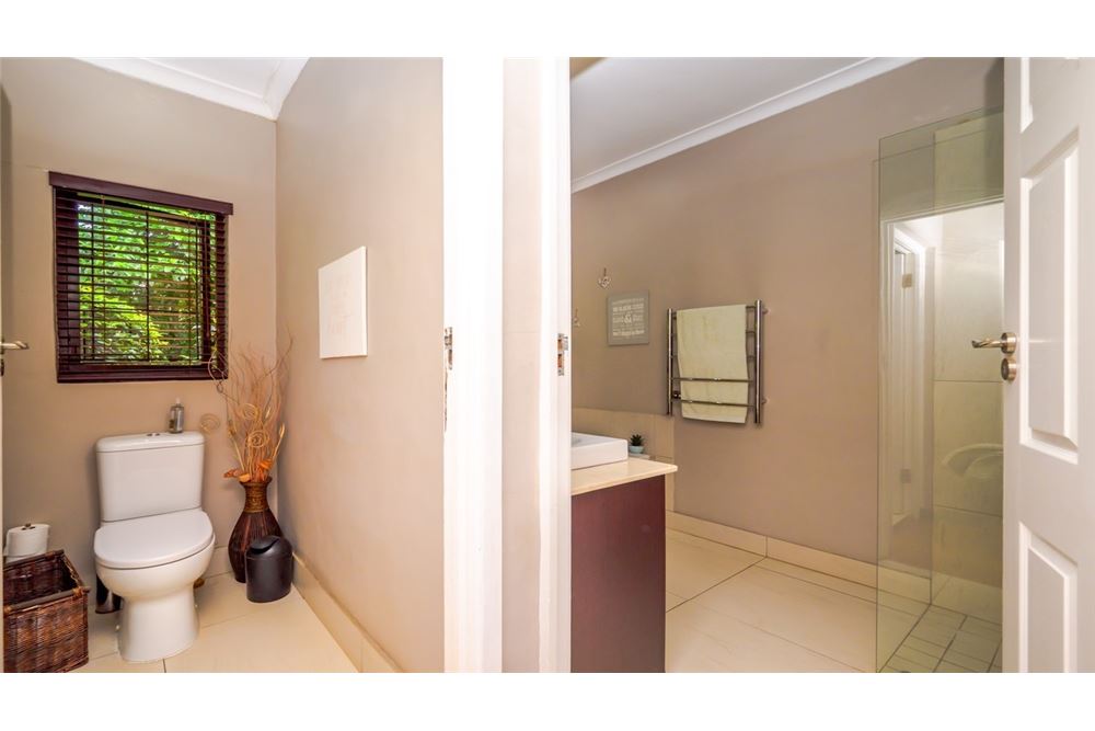 Residential - House - Durban North, KwaZulu Natal - South Africa - 29 - 1031465034-88