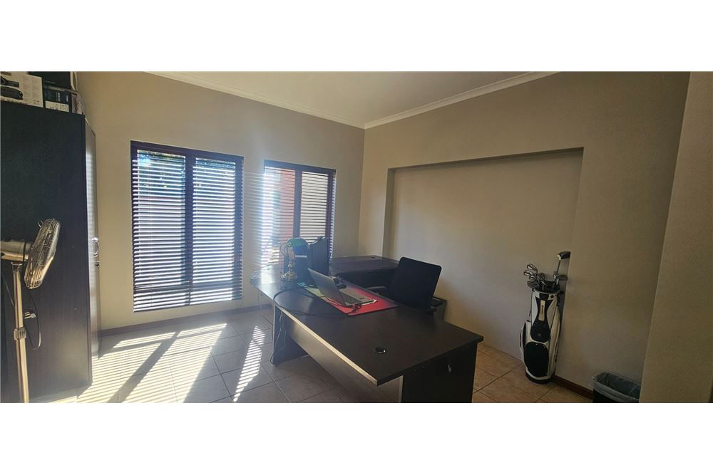 Residential - Hus - Midstream Estate, Gauteng - South Africa - 15 - 1031393069-125