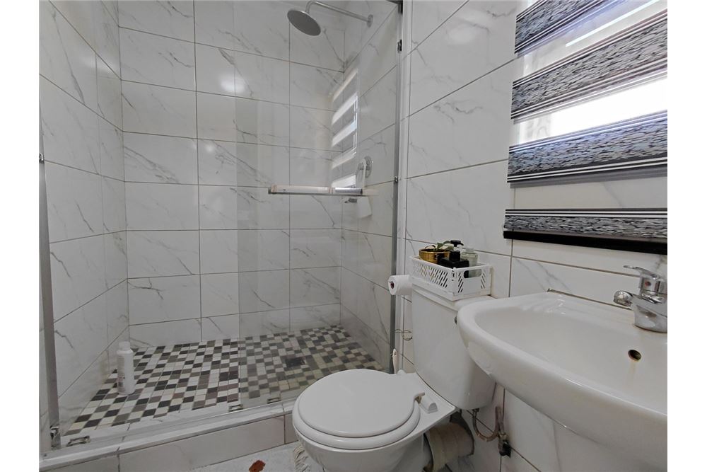 Residential - Hus - Delmore Park, Gauteng - South Africa - 22 - 1031422074-69