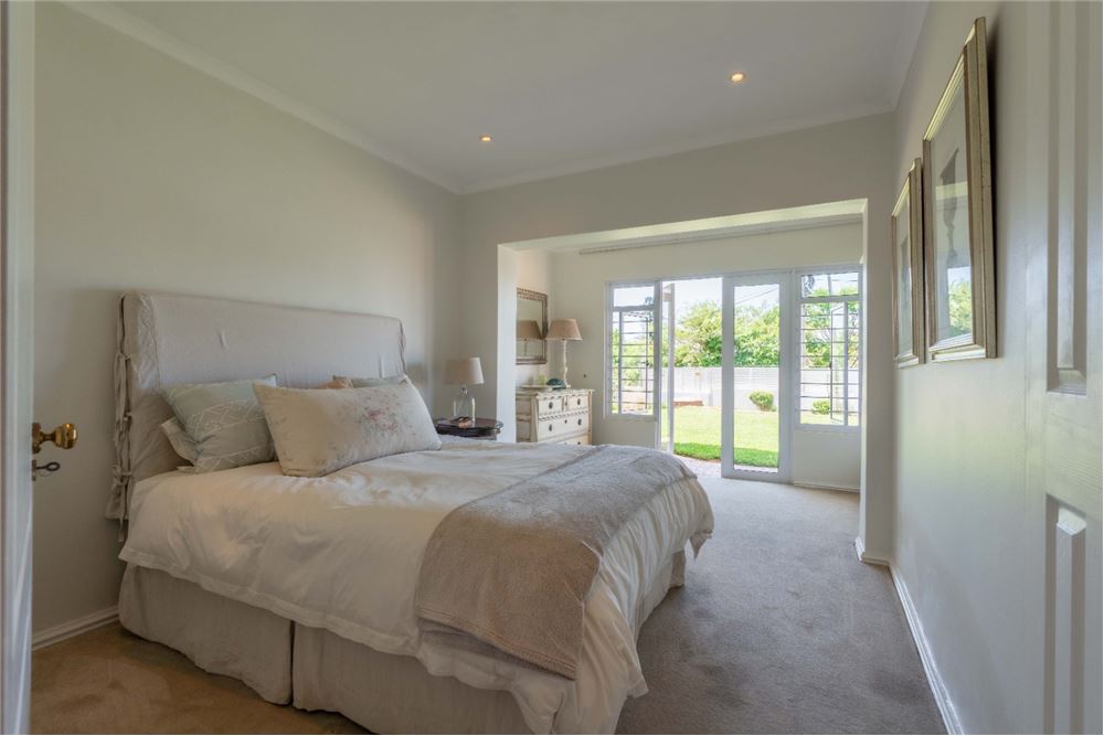 Residential - House - Umhlanga Rocks, KwaZulu Natal - South Africa - 36 - 1031465073-75