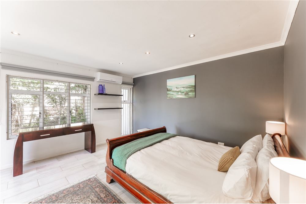 Residential - House - Umhlanga Rocks, KwaZulu Natal - South Africa - 22 - 1031465109-90