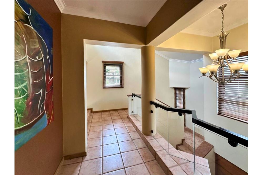 Residenziale - Casa - Lynnwood, Gauteng - South Africa - 20 - 1031414143-36