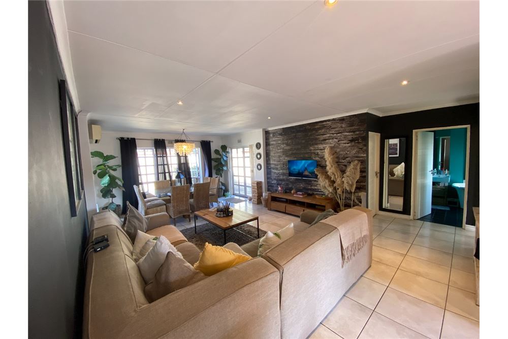 Residential - Townhouse - Mount Edgecombe, KwaZulu Natal - South Africa - 2 - 1031465093-33