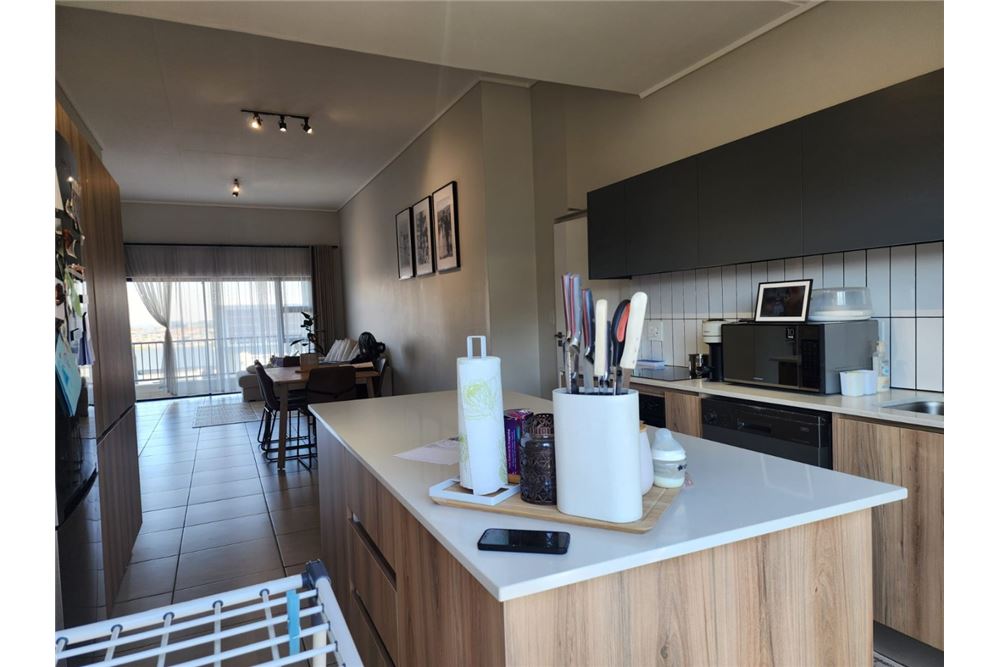 Rezidential - Apartament - Mulbarton, Gauteng - South Africa - 6 - 1031421027-748