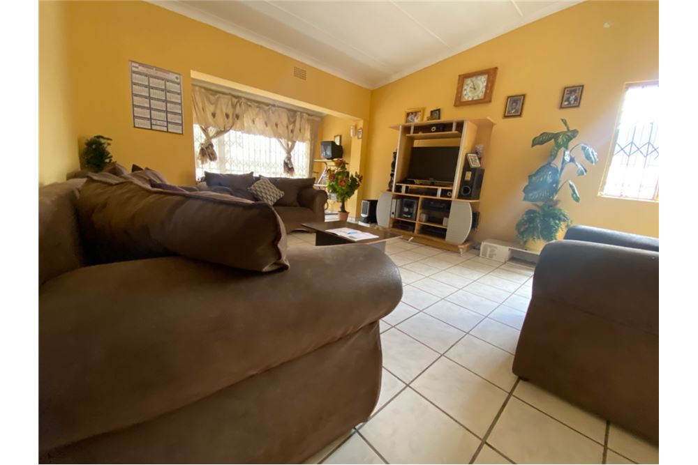 Rezidenčná - Samostatný dom - Elsburg, Gauteng - South Africa - 8 - 1031422074-54