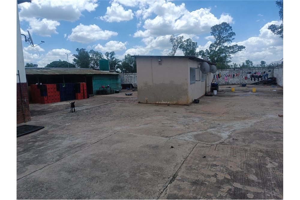 Residencial - Granja - Waterval, Gauteng - South Africa - 24 - 1031414014-161