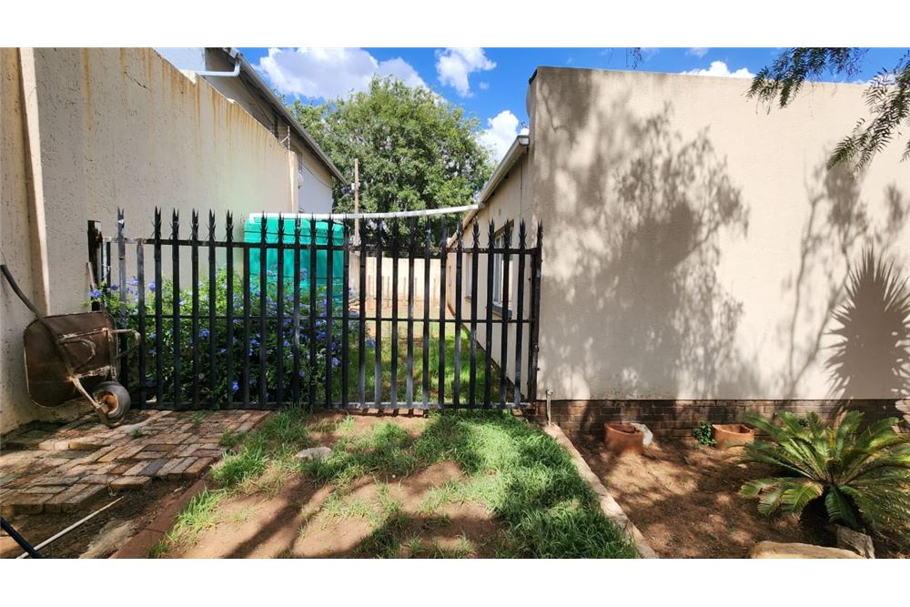 Residential - Omakotitalo - Oakdene, Gauteng - South Africa - 58 - 1031421040-63