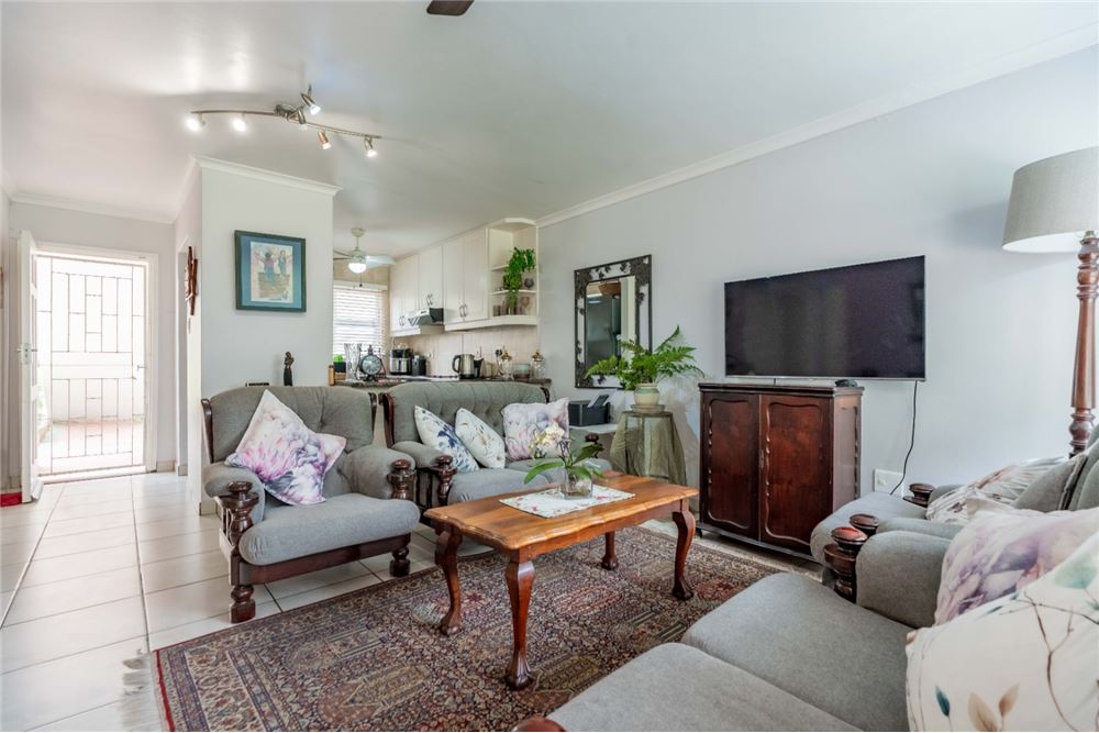 Residential - Townhouse - Mount Edgecombe, KwaZulu Natal - South Africa - 19 - 1031465136-5