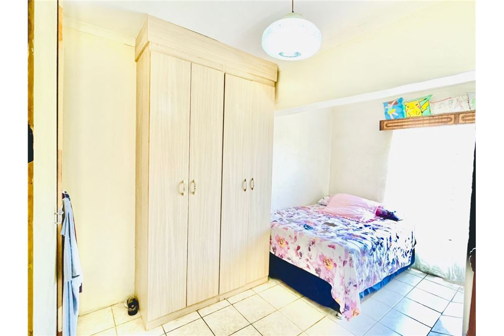 Residencial - Casa - Eersterust, Gauteng - South Africa - 18 - 1031414137-43