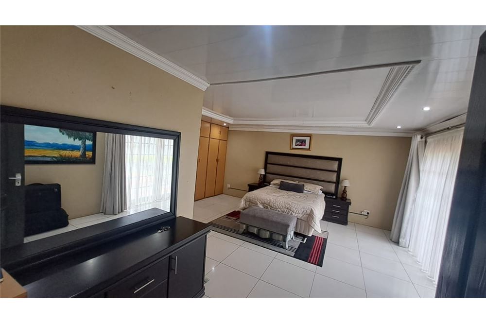 住宅 - 房子 - Philip Nel Park, Gauteng - South Africa - 23 - 1031414126-72