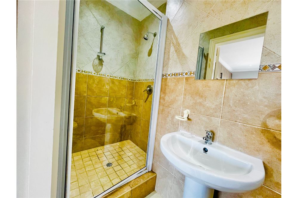 Residential - Townhouse - Mount Edgecombe, KwaZulu Natal - South Africa - 20 - 1031465109-79