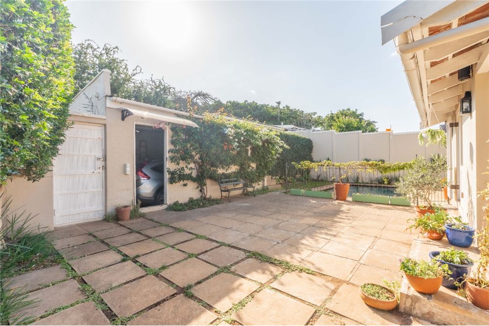 Residential - House - Glenwood, KwaZulu Natal - South Africa - 3 - 1031465109-74