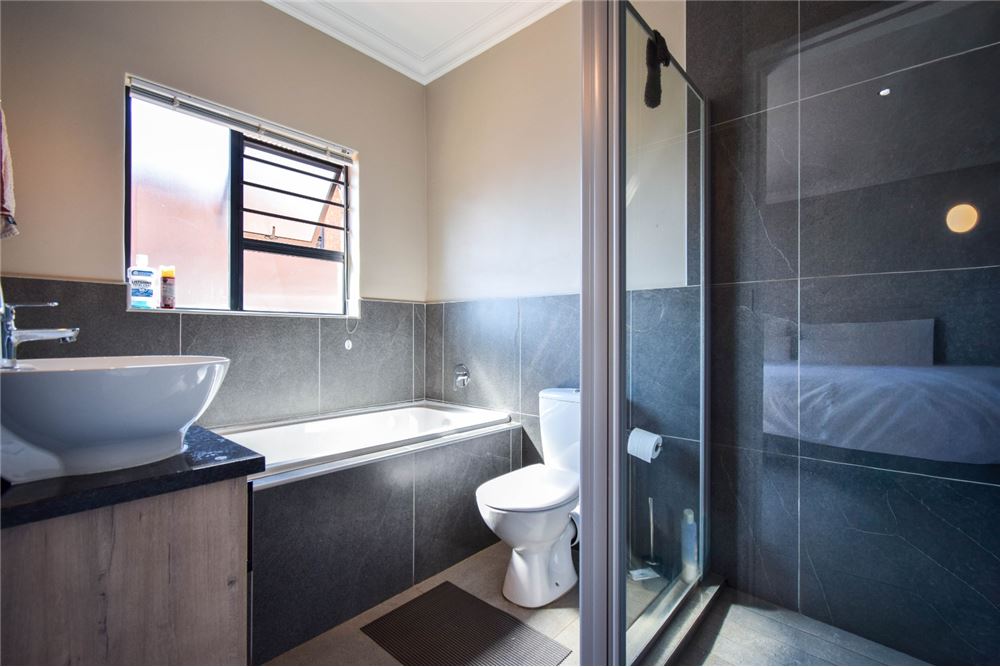 Residenziale - Case a schiera - Montana, Gauteng - South Africa - 12 - 1031414102-98