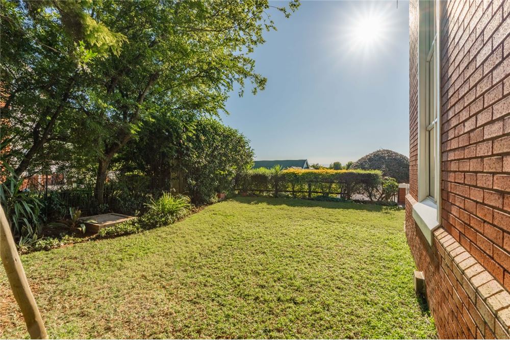 Residential - Townhouse - Mount Edgecombe Country Estate, KwaZulu Natal - South Africa - 5 - 1031465128-15