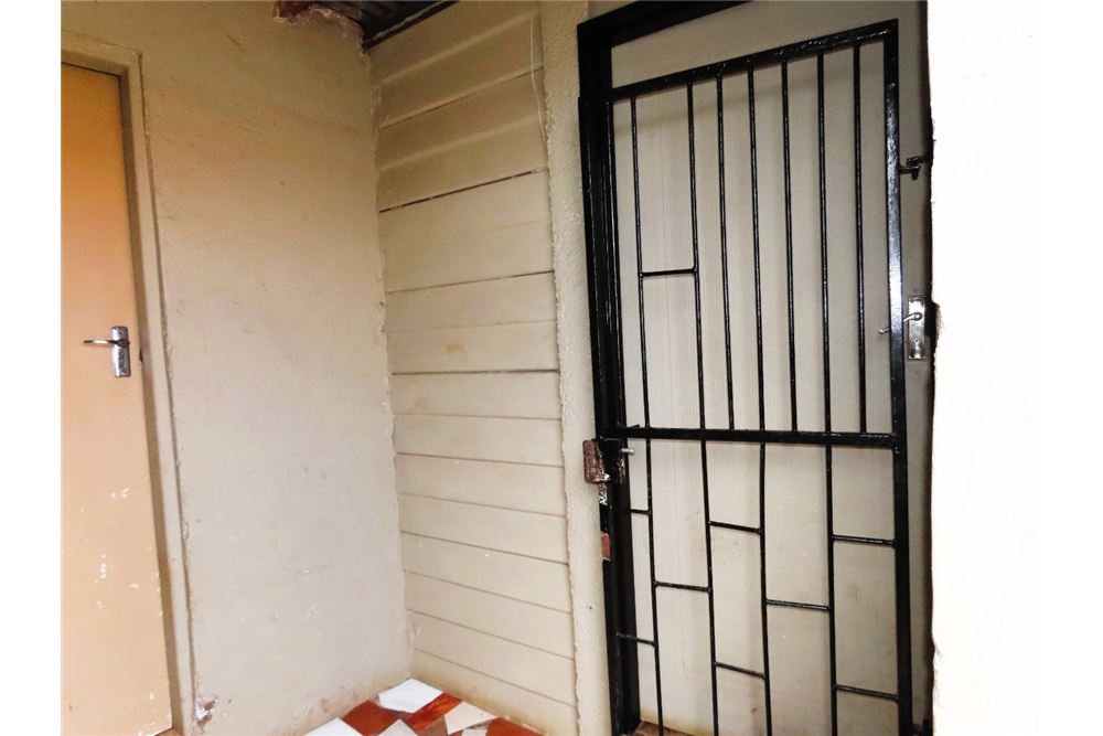 Residencial - Casa - Eersterust, Gauteng - South Africa - 18 - 1031414016-158