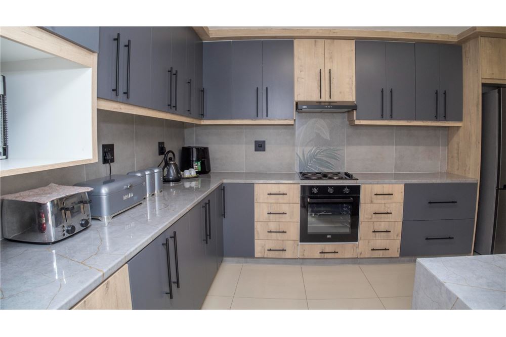 Residential - House - Glen hills, KwaZulu Natal - South Africa - 8 - 1031465050-129