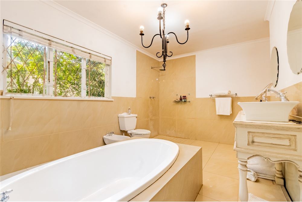 Residential - House - Westville Central, KwaZulu Natal - South Africa - 18 - 1031465101-131