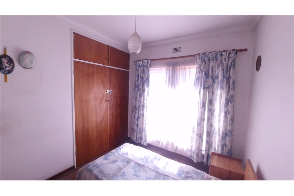 Residential - Omakotitalo - Kibler Park, Gauteng - South Africa - 10 - 1031005001-58