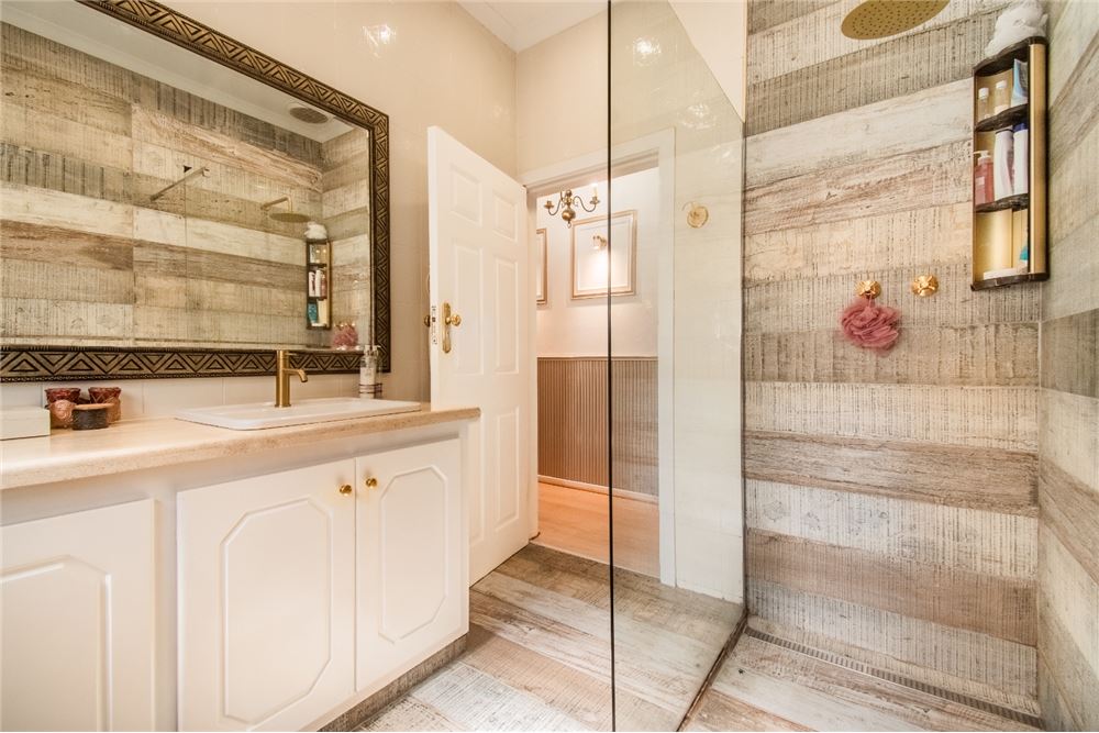 Residential - House - Cowies Hill, KwaZulu Natal - South Africa - 32 - 1031465101-149