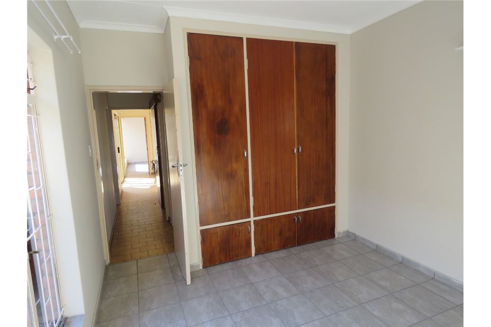Residencial - Casa - Karenpark, Gauteng - South Africa - 13 - 1031414013-119