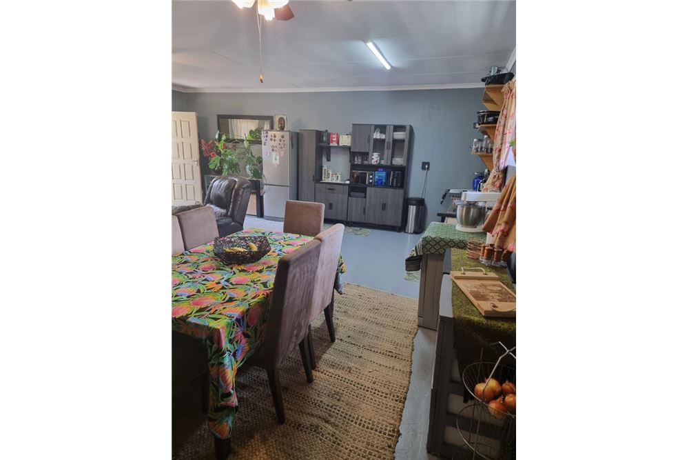 Woningbouw - Haus - Vanderbijlpark SW 5, Gauteng - South Africa - 19 - 1031010017-88